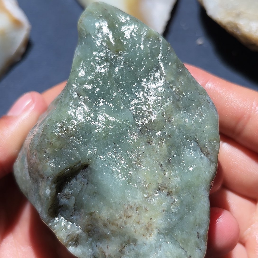 和田玉未镶嵌珠宝奇石