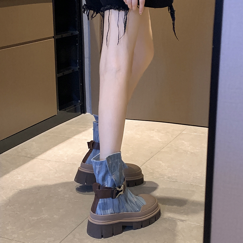 贾不假短靴子女款2025秋季新款爆款厚底增高时尚百搭牛仔靴瘦瘦靴