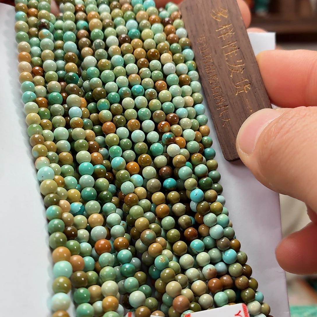 未镶嵌绿松石珠宝奇石