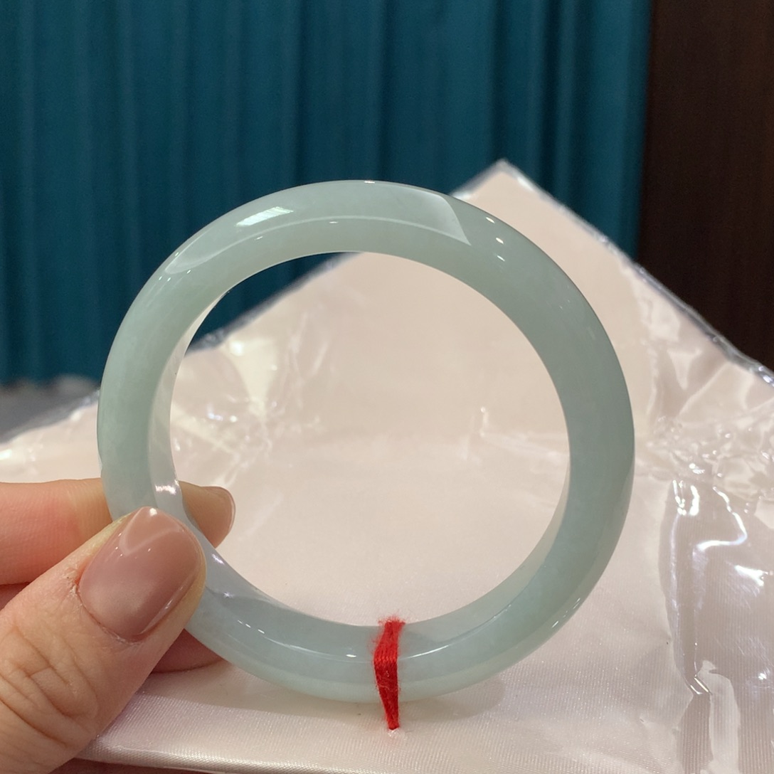 未镶嵌手镯翡翠完美者慎拍 圈口54.5
