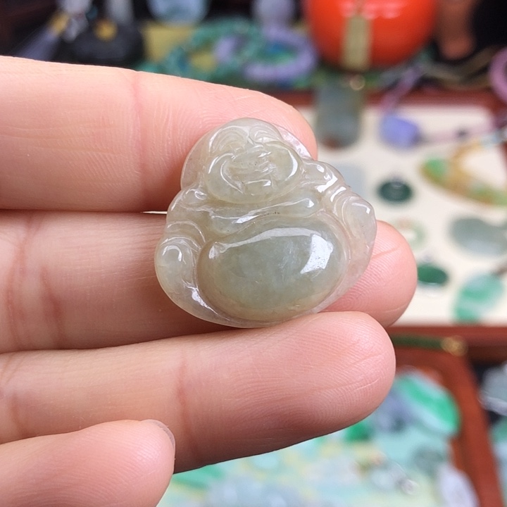 翡翠颈饰未镶嵌冰黄佛公