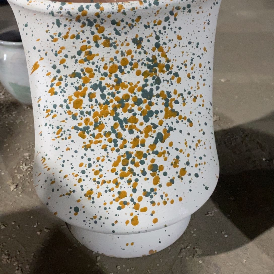 红陶瑕疵20-30一个