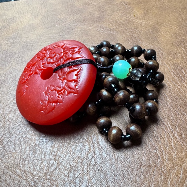 非金属树脂吊坠 精品吊坠（有礼盒）ZH-1181