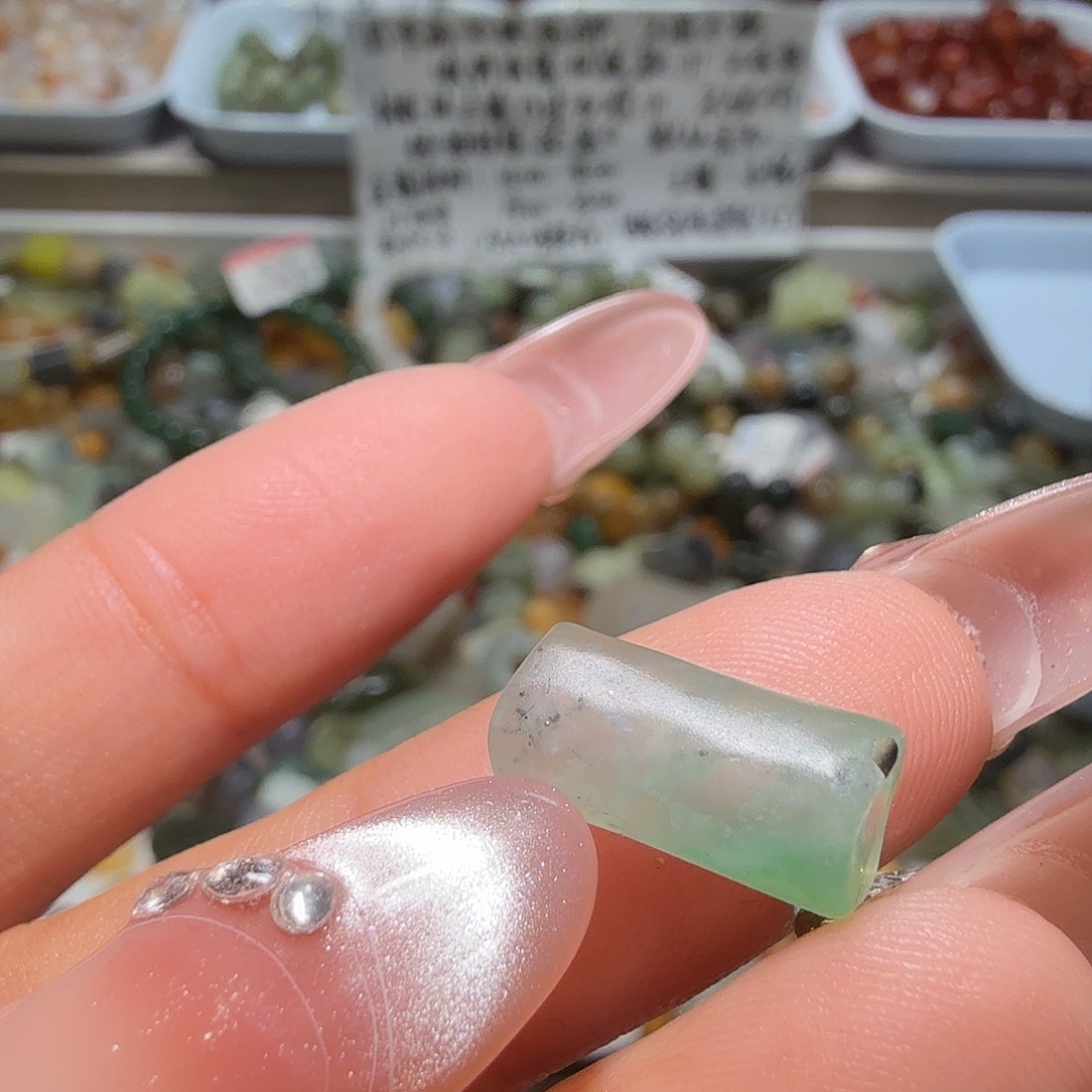 和田玉未镶嵌珠宝奇石