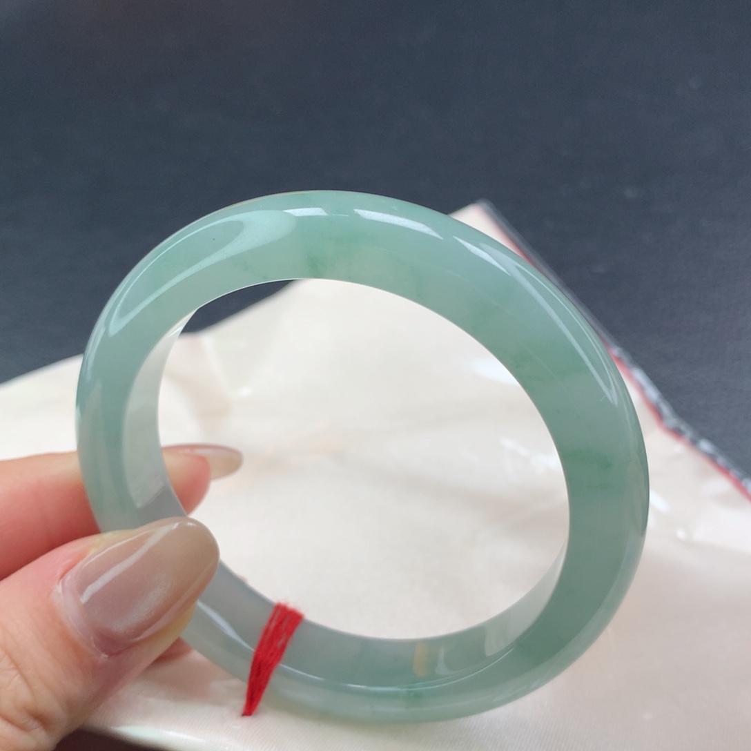 翡翠手镯未镶嵌（31号）