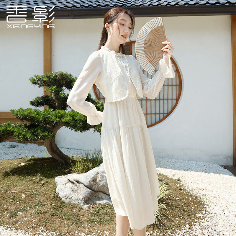 Q843212连衣裙 香影假两件连衣裙女秋季新款盘扣