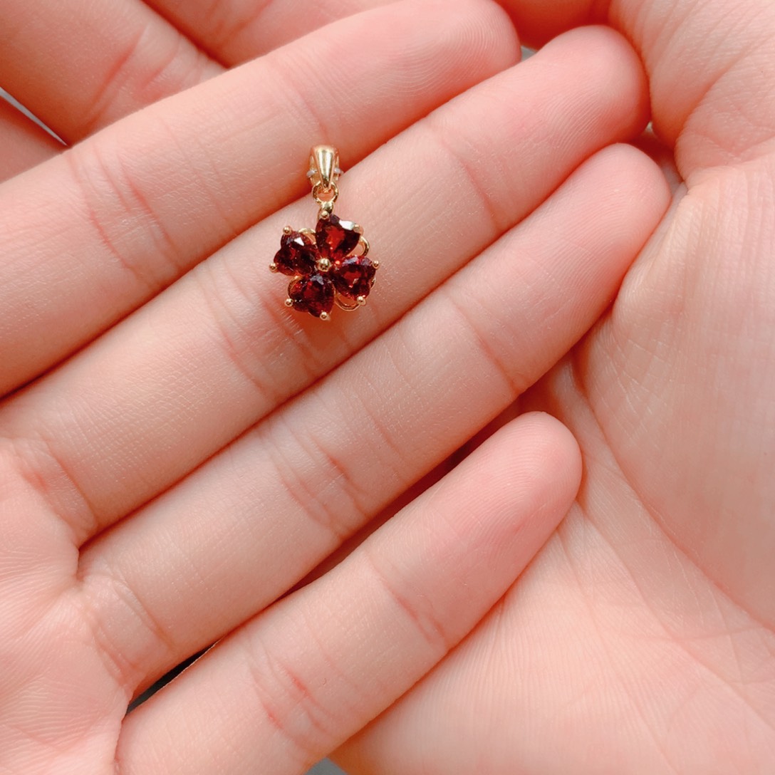 银S925镶嵌吊坠(不含链)石榴石