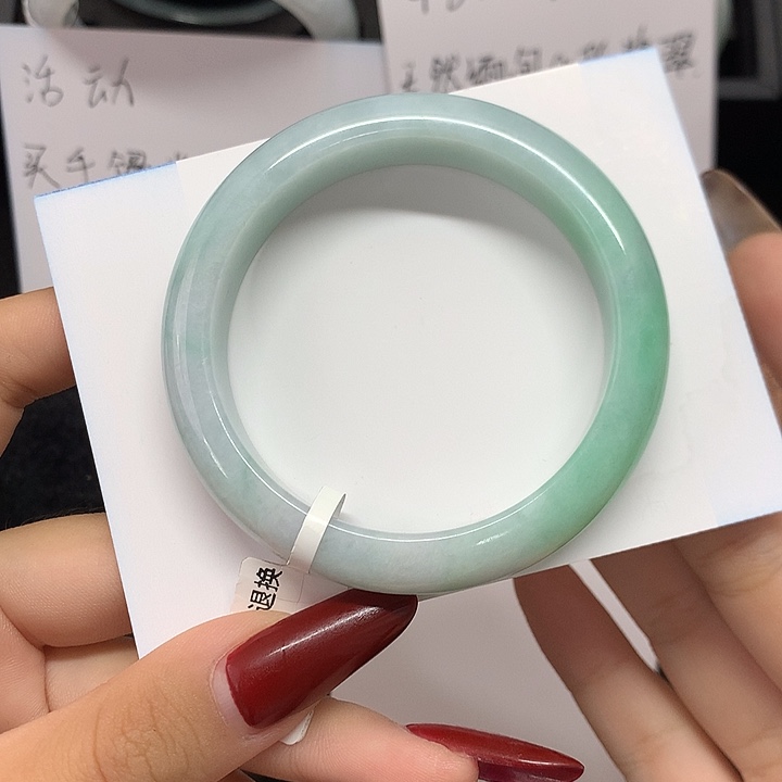 翡翠未镶嵌手镯缅甸a货翡翠手镯