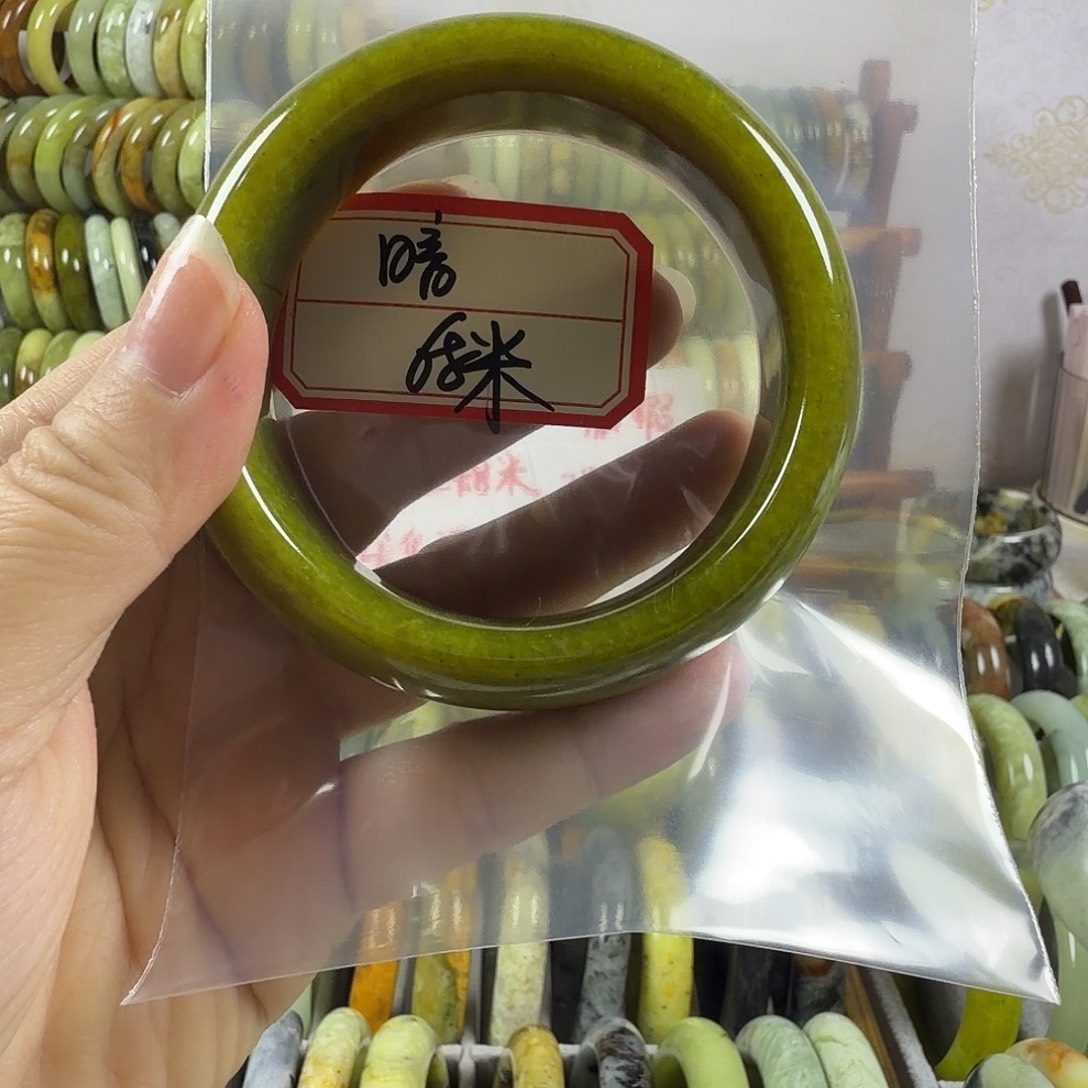 暗****蛇纹石玉未镶嵌手镯