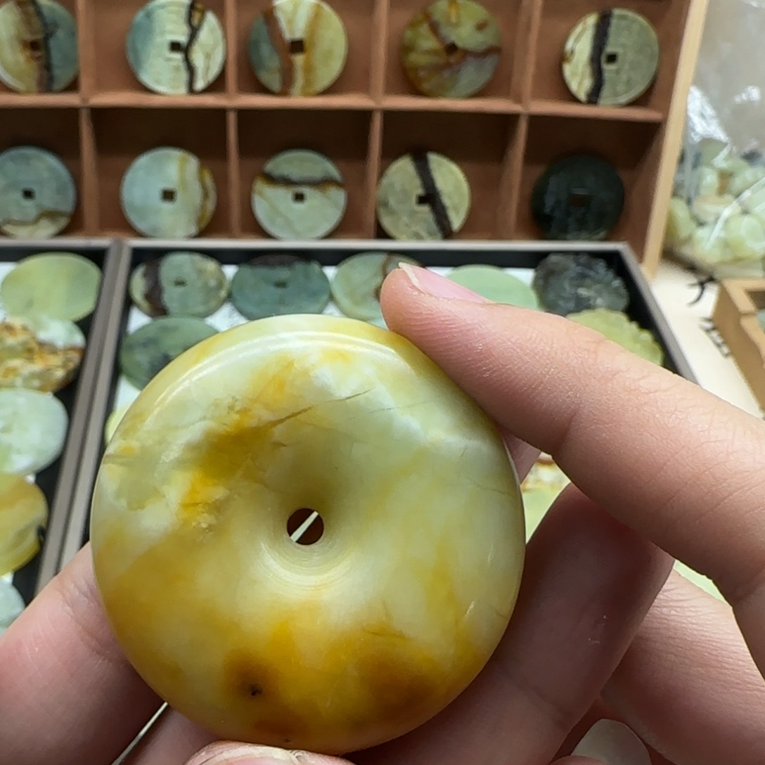 岫玉未镶嵌福利岫玉