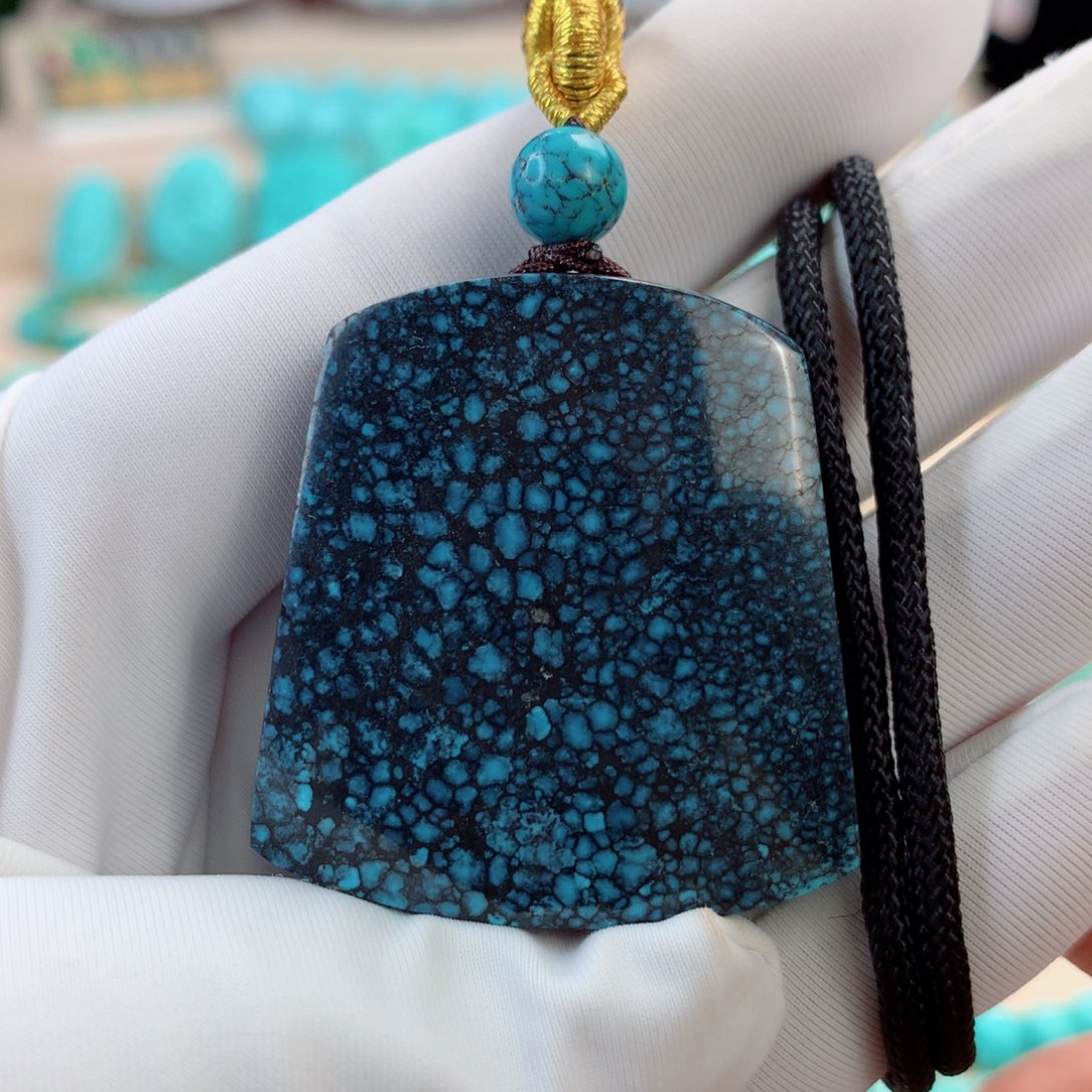 绿松石挂件未镶嵌