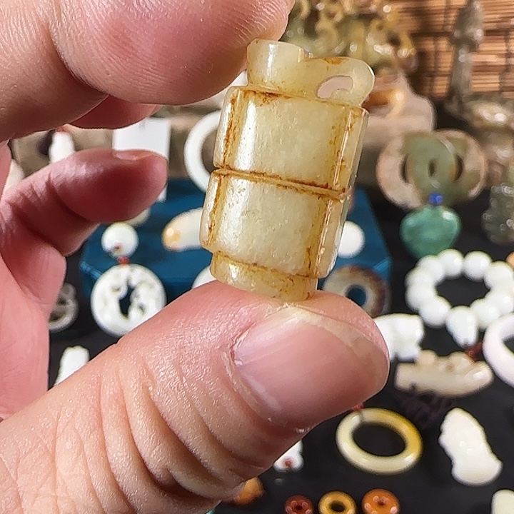 和田玉（糖玉）未镶嵌颈饰