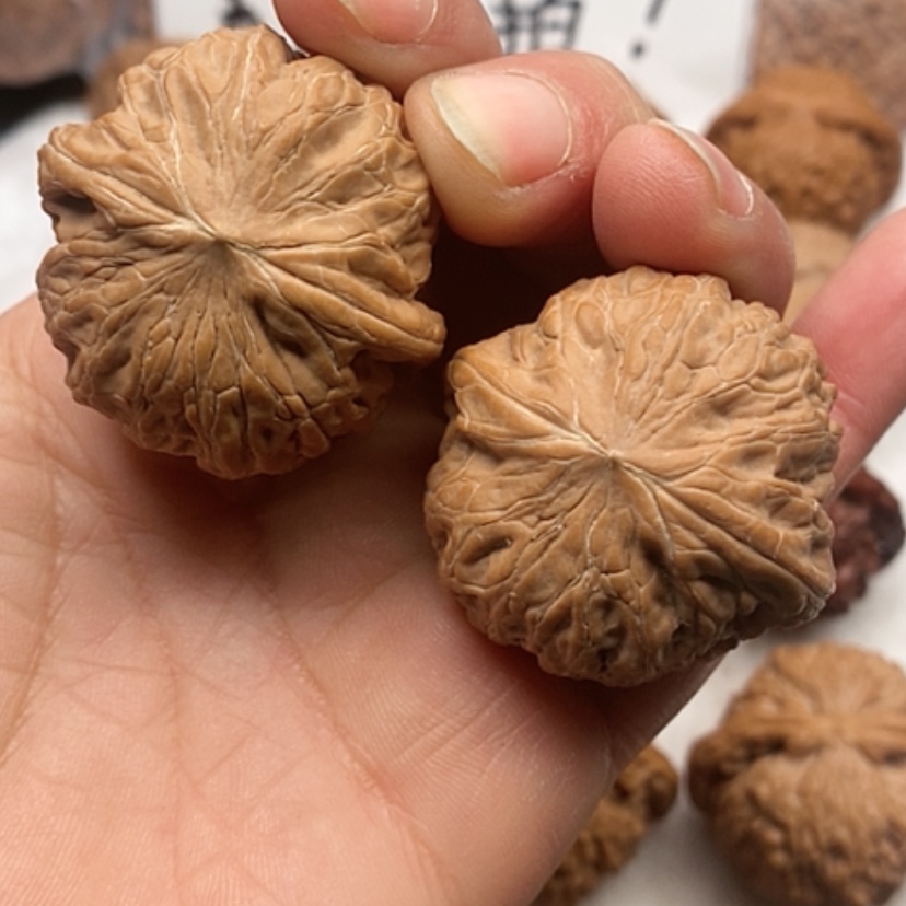 【闪购商品】吊坠文玩核桃瑕疵铁锤