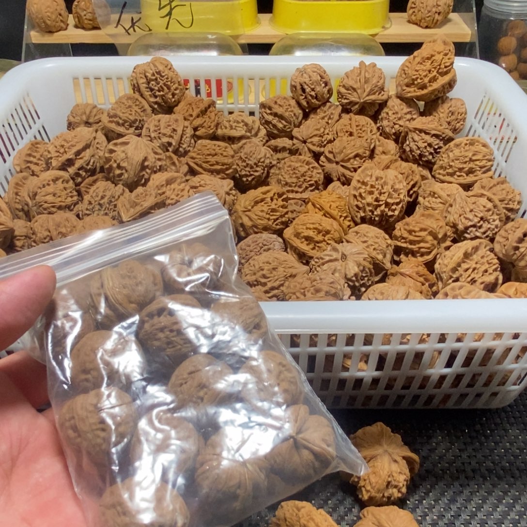 好***名文玩核桃吊坠核桃异形