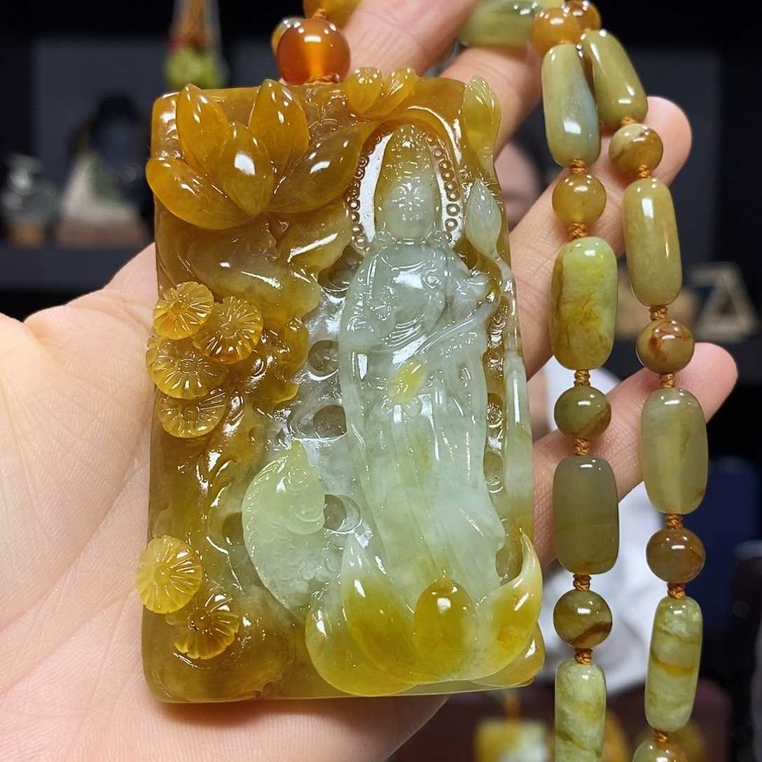 岫玉未镶嵌挂件吊坠