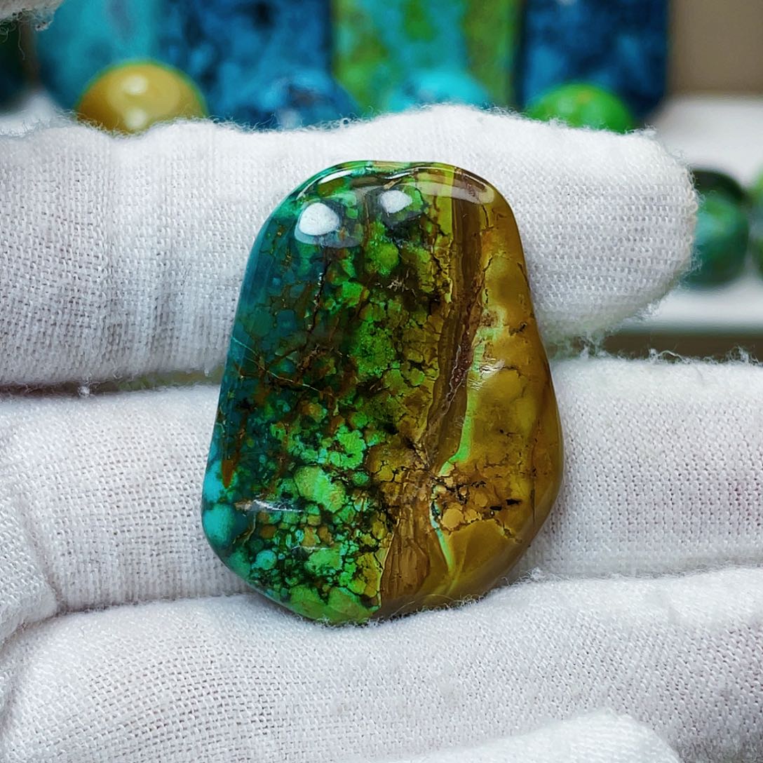 绿松石未镶嵌配饰