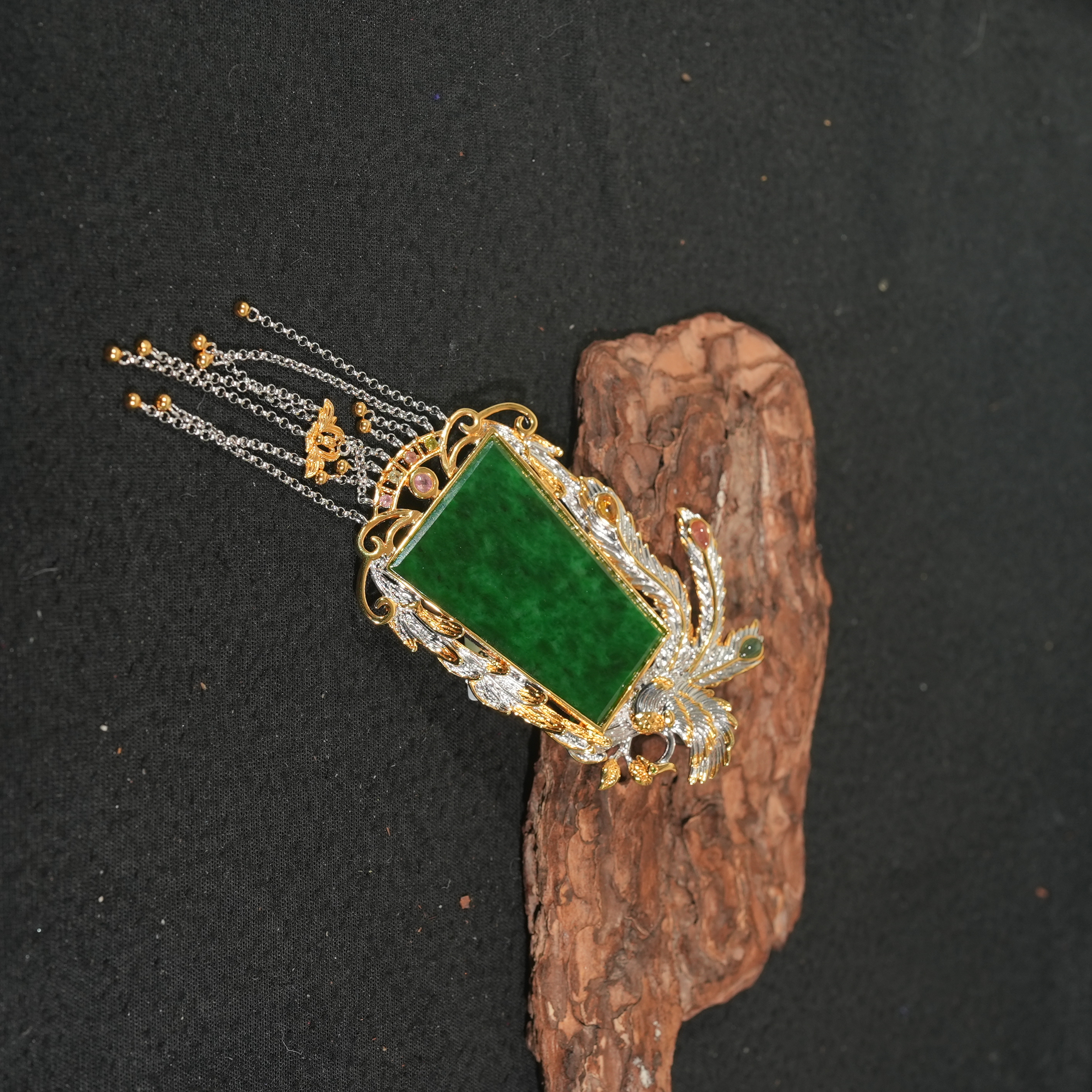 12.1香港王老板-翡翠吊坠4o709