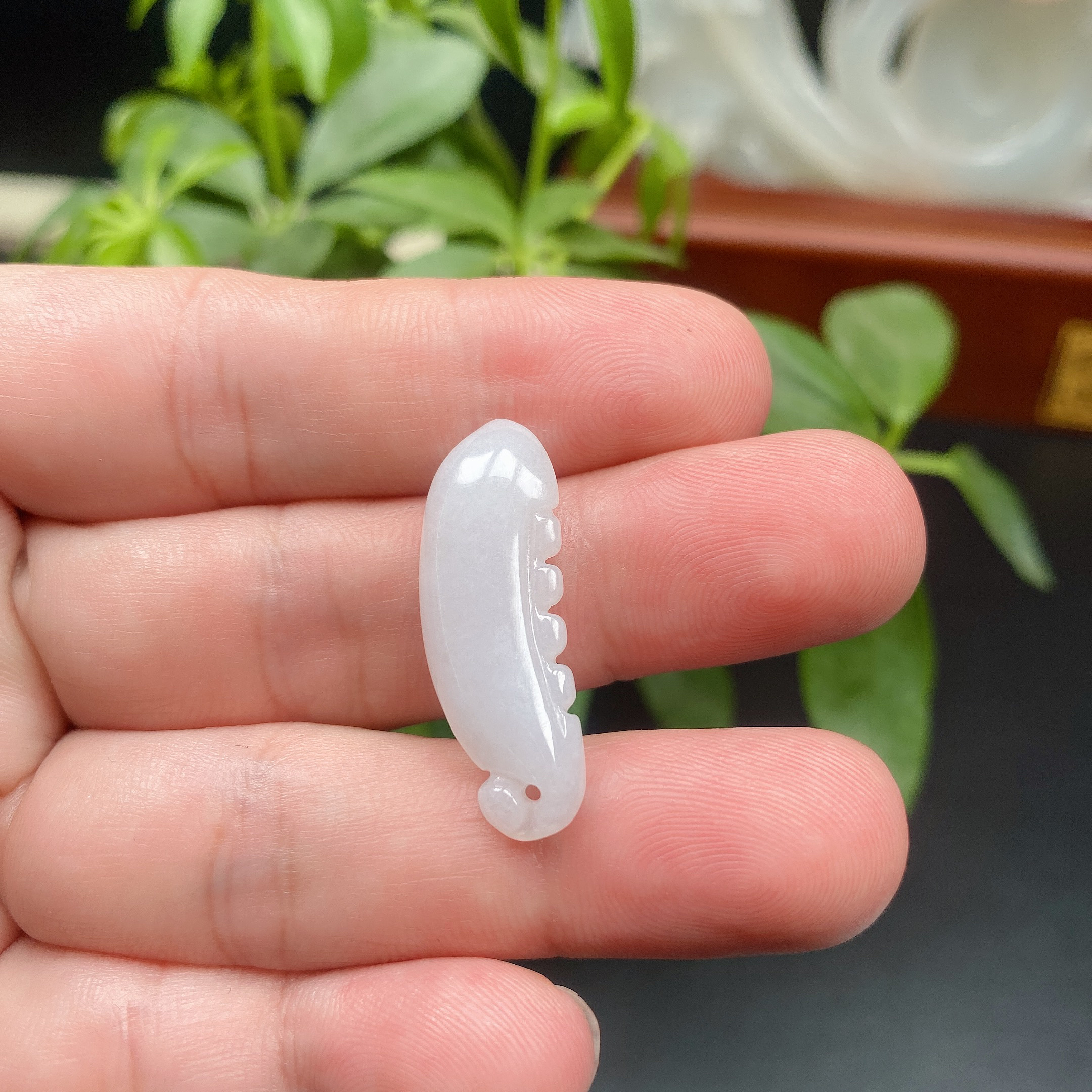 71天然翡翠A货福瓜迷你吊坠气质冰透高冰雕刻时尚精美精雕