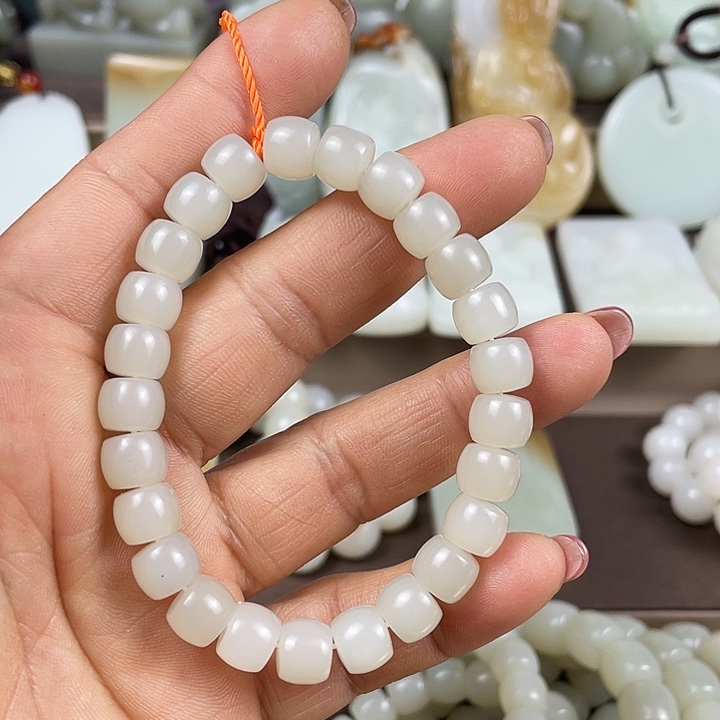 和田玉（糖玉）挂件未镶嵌