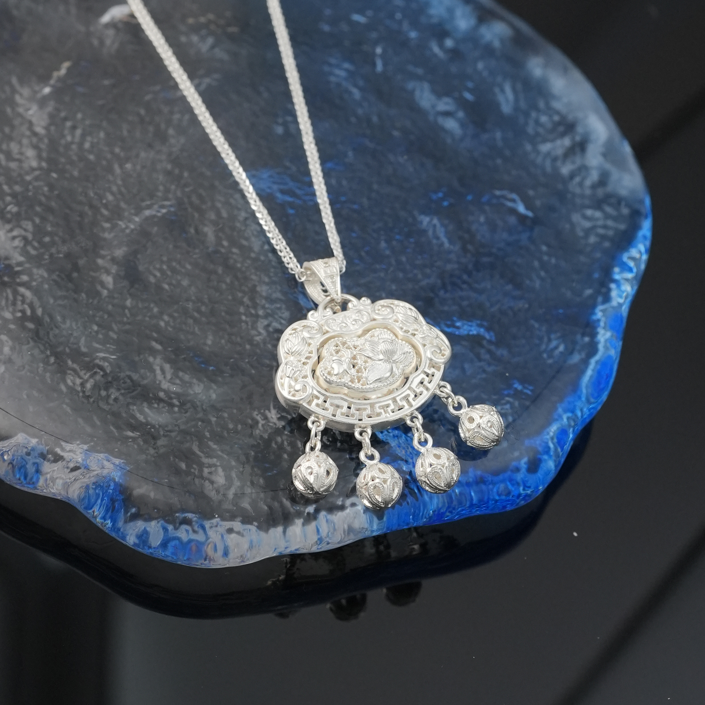 坠链均足银 【莲花平安锁套链】黔喜银饰精美祥云锁