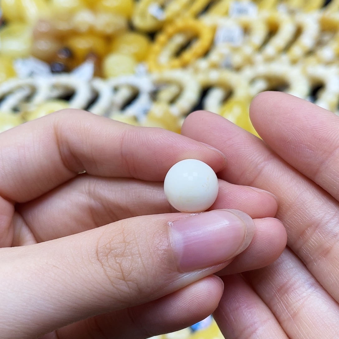 未镶嵌蜜蜡裸石圆珠12.2mm花粉