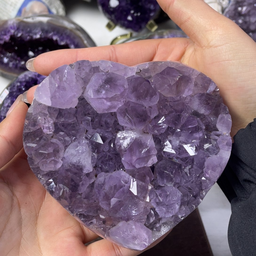 紫晶大型摆件（非配饰）未镶嵌