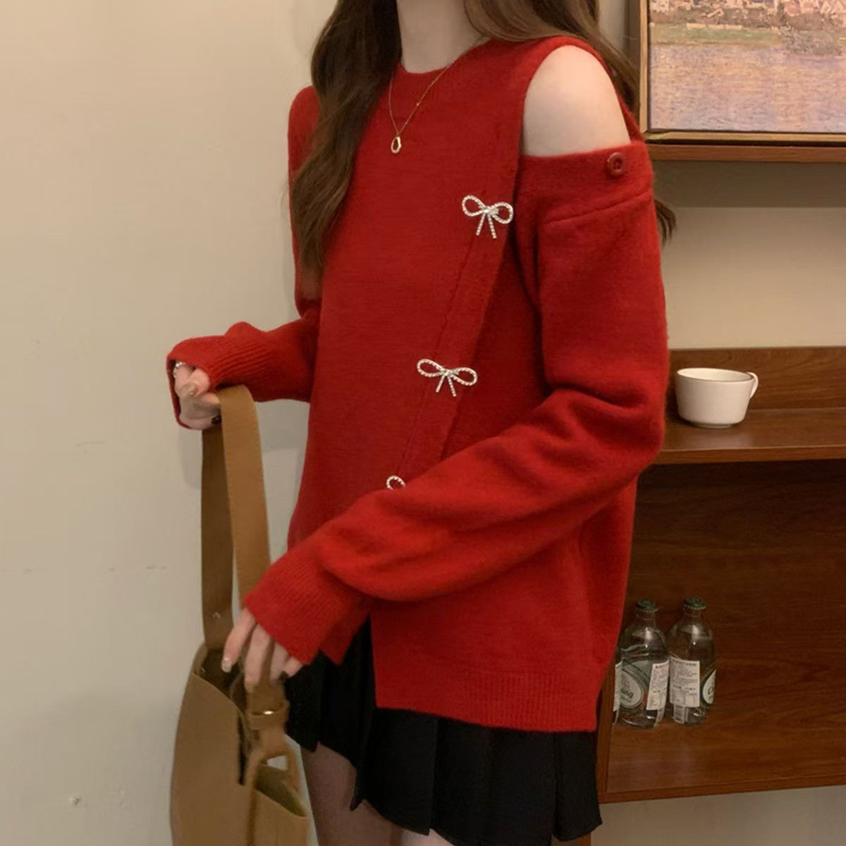 套装外穿两件套红色斜肩露肩蝴蝶结毛衣加黑色学院风高腰百褶裙