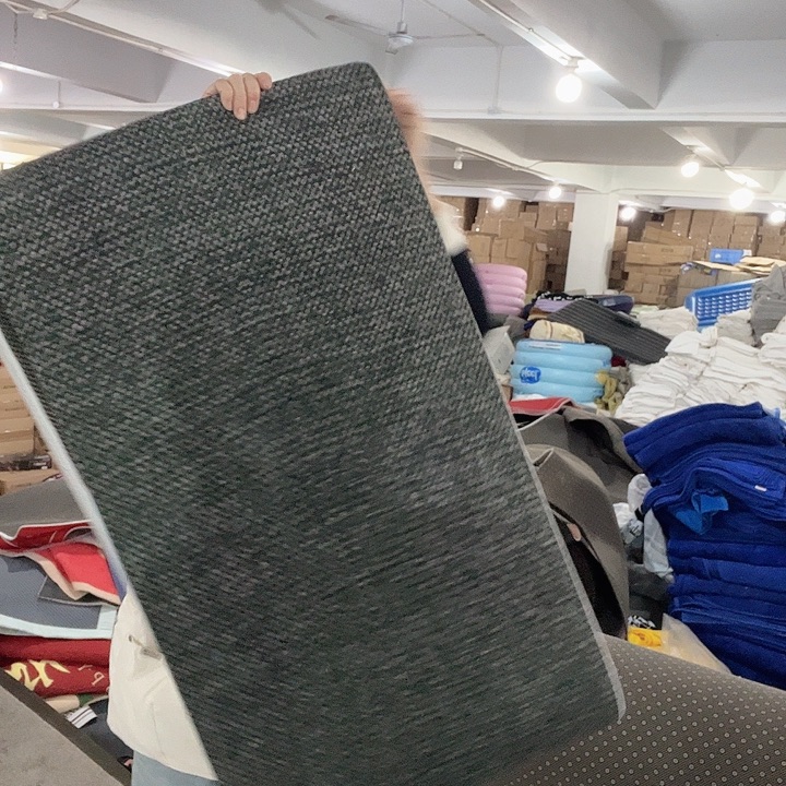 40*200防滑深色地垫87号全新