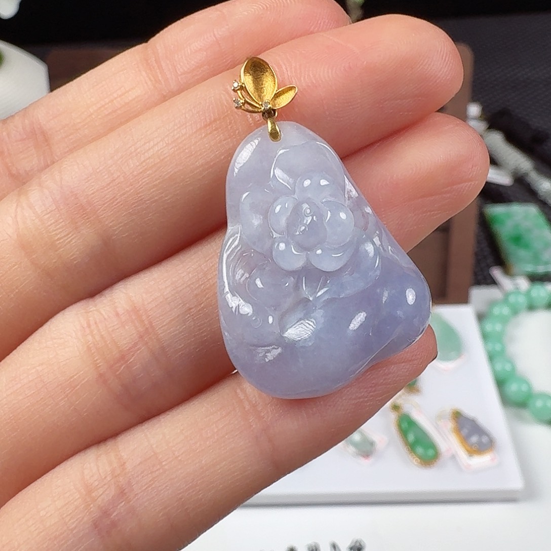 翡翠18K金镶嵌颈饰