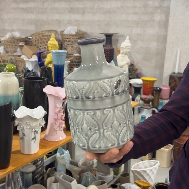 瓶高度23厘米口径4厘米微瑕捡漏