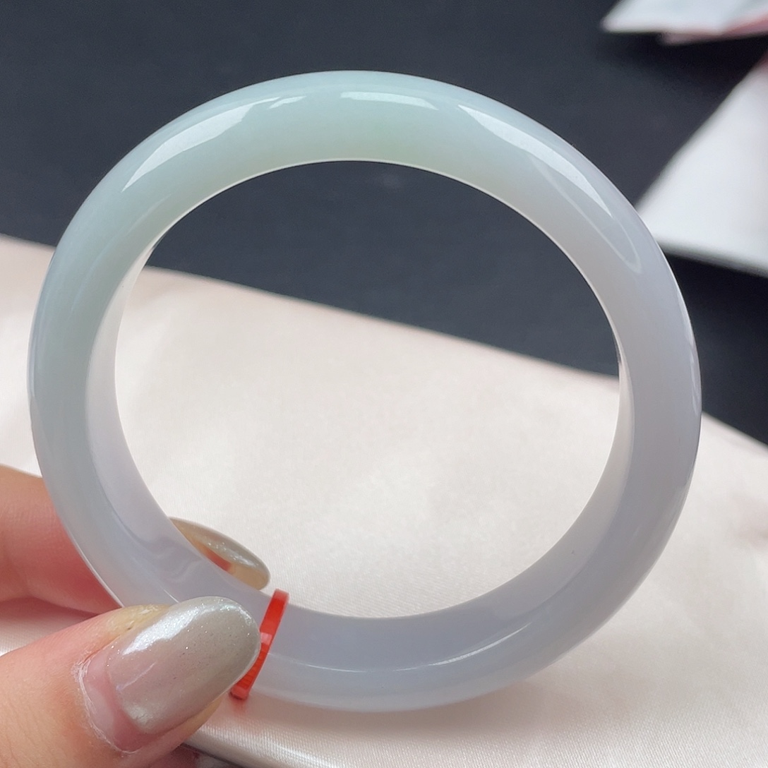 翡翠未镶嵌手镯55圈口