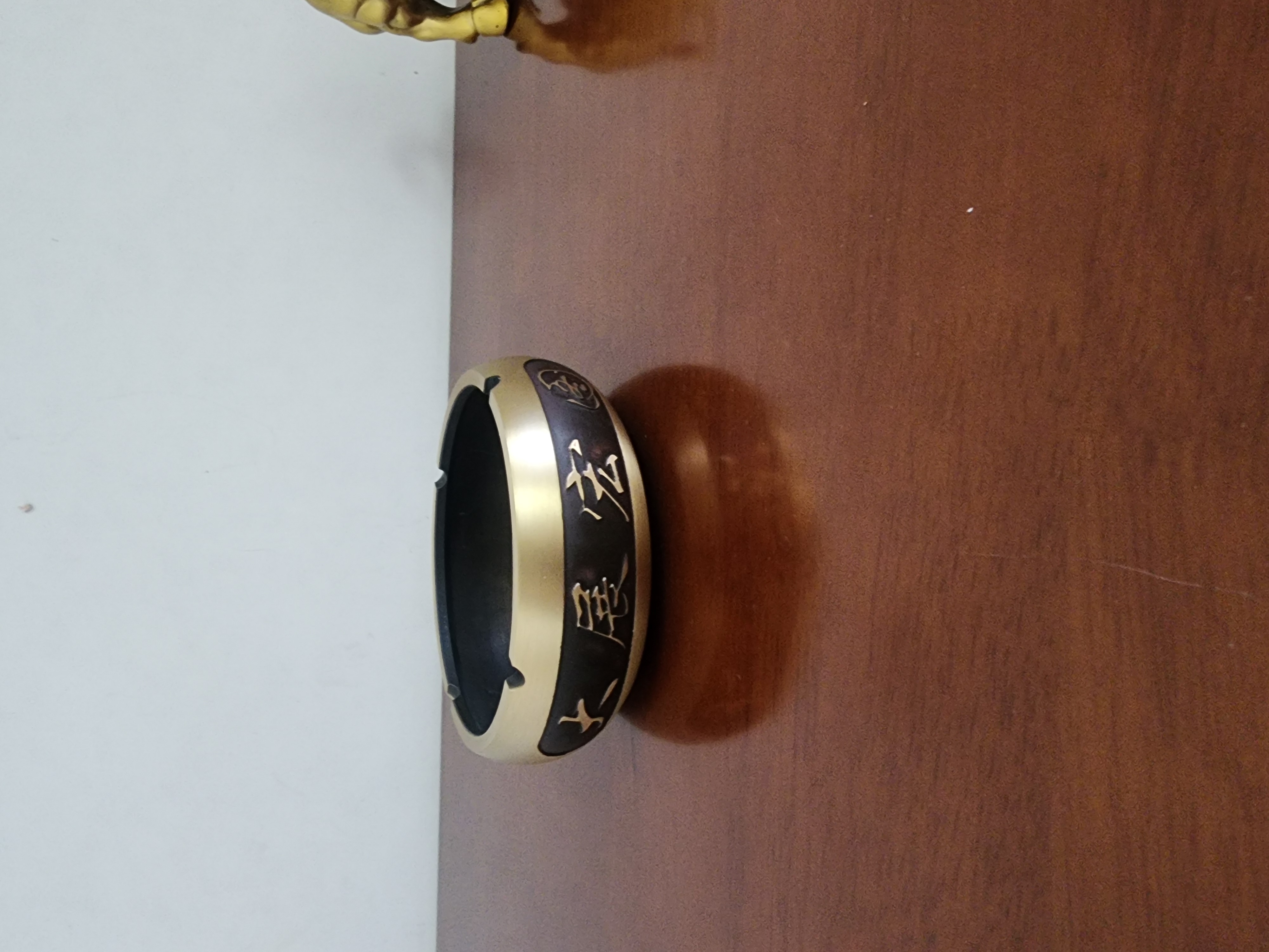 大展宏图铜烟灰缸