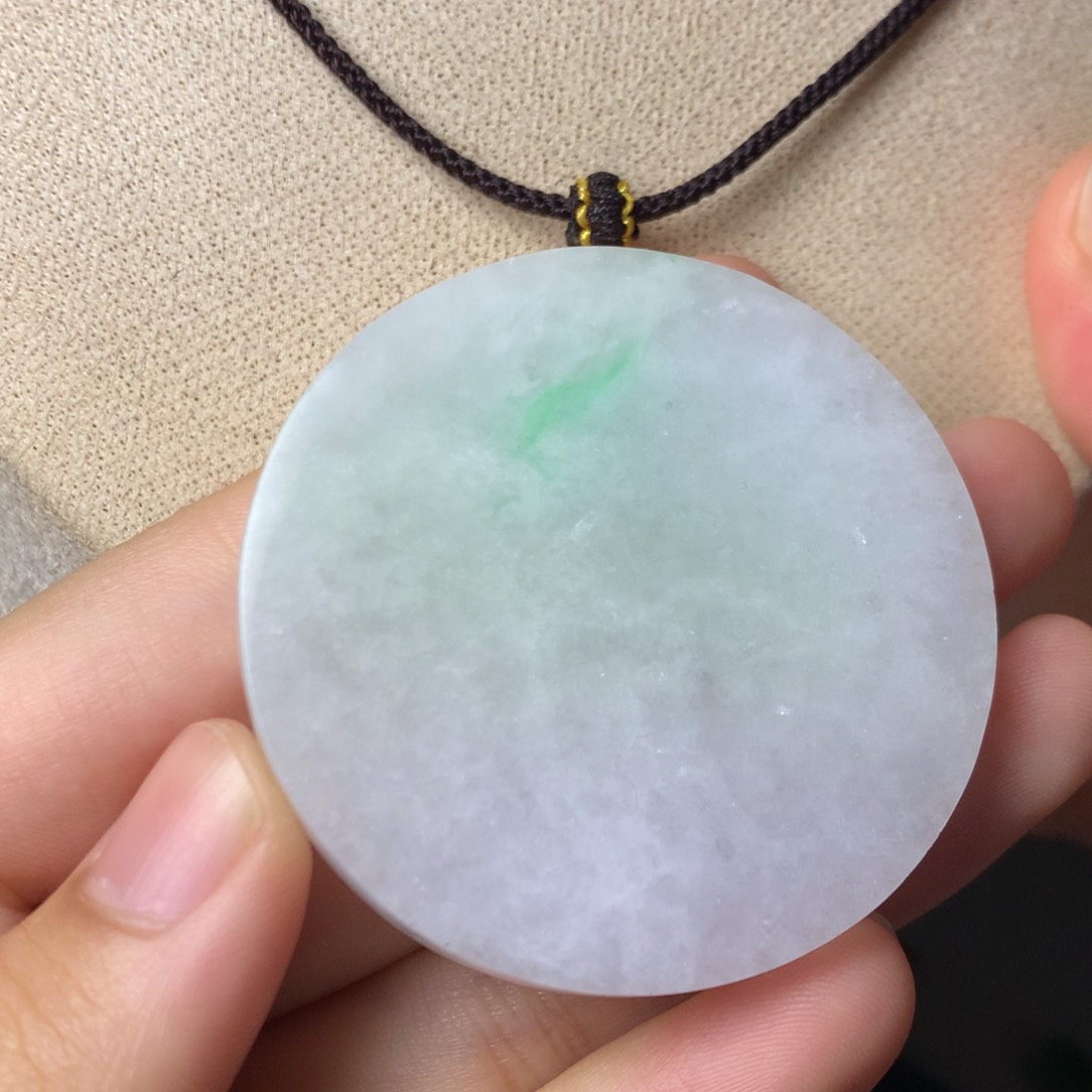 翡翠未镶嵌颈饰吊坠