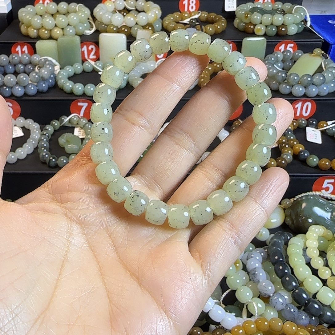 和田玉未镶嵌手链