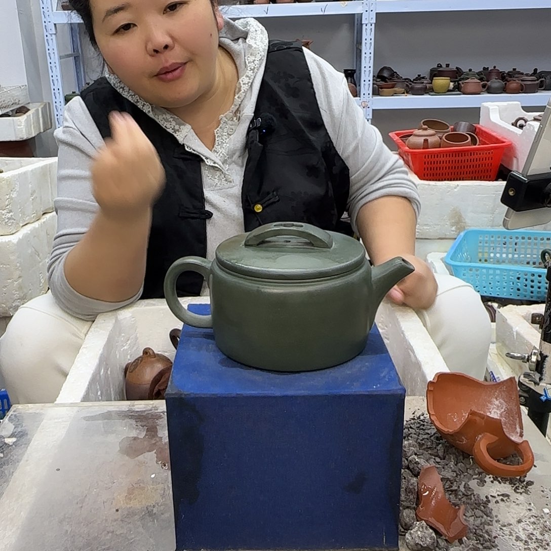 茶壶紫砂宜兴紫砂壶瑕疵处理