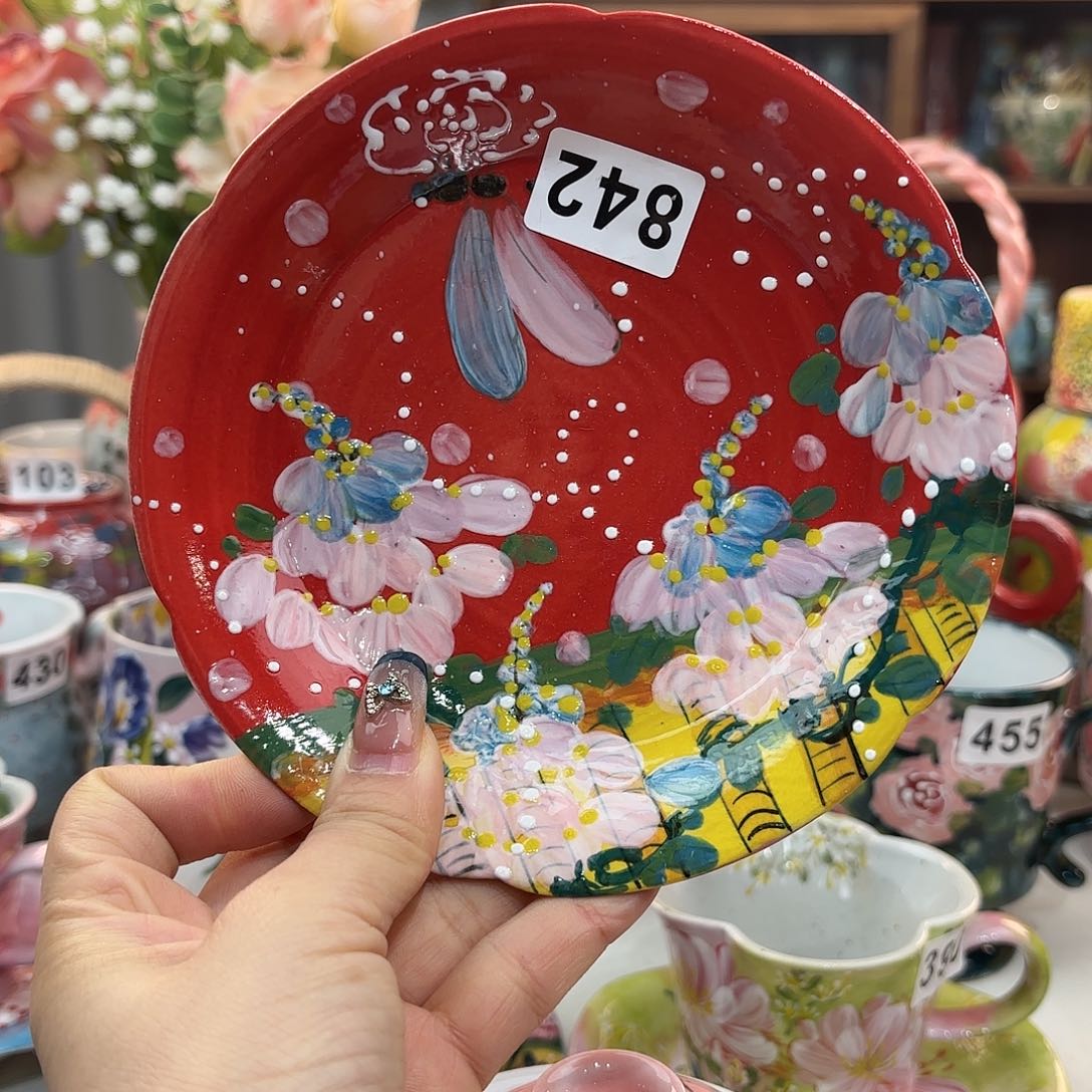 瓷片兔兔你的笑容很灿烂