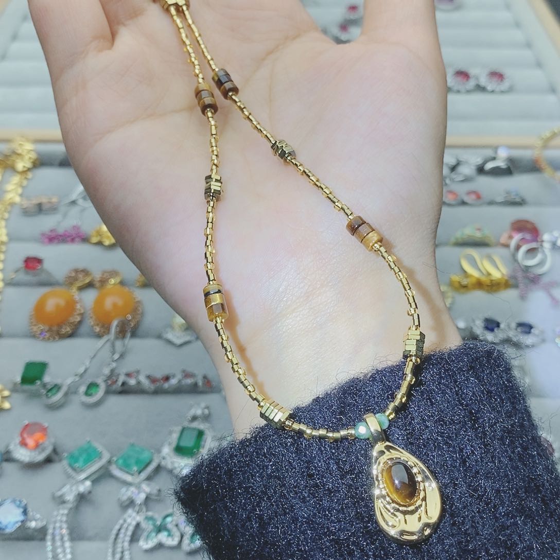 【闪购商品】托帕石耳饰银S925镶嵌