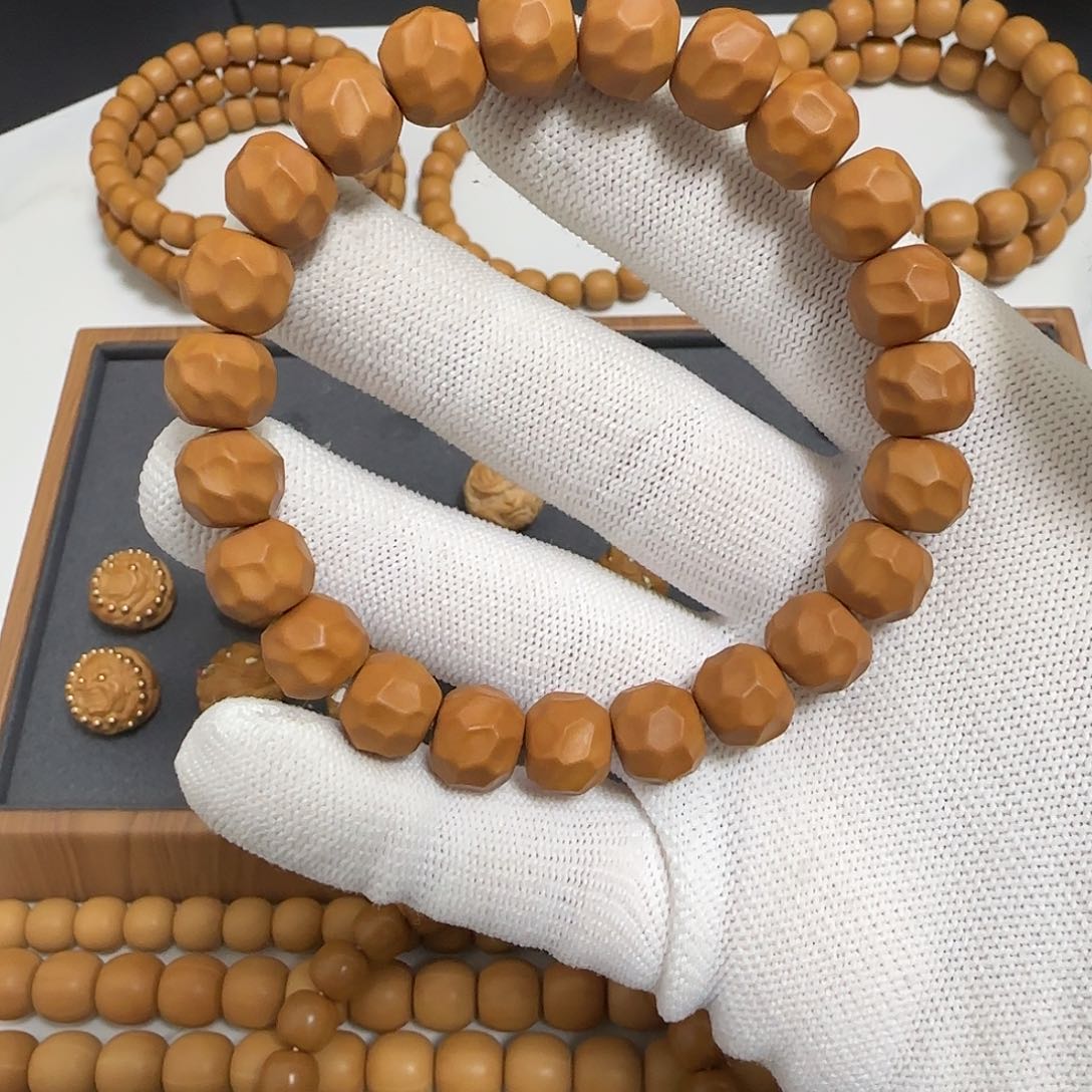 猴头核桃手串黑金 一颗黑点