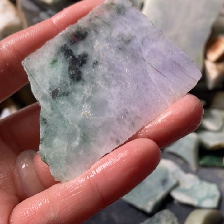 翡翠颈饰未镶嵌天然翡翠