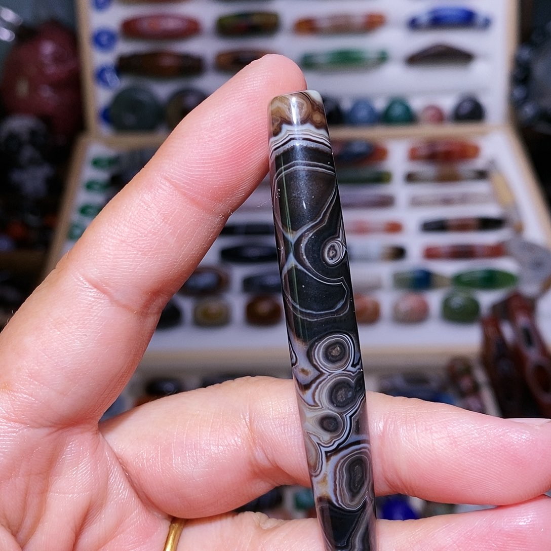 玛瑙吊坠未镶嵌….