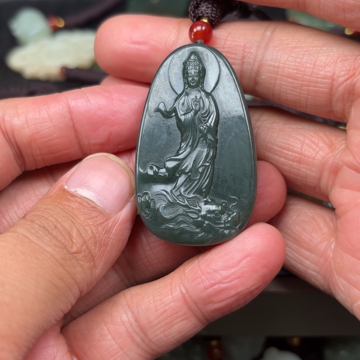 和田玉吊坠未镶嵌