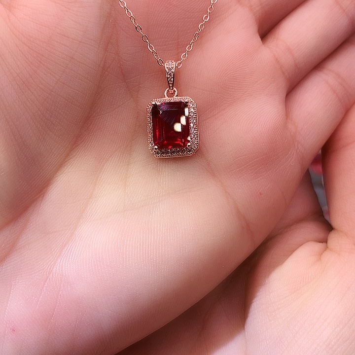 红宝石吊坠(赠链)银S925镶嵌