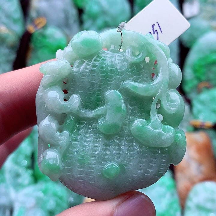 翡翠吊坠(不含链)未镶嵌