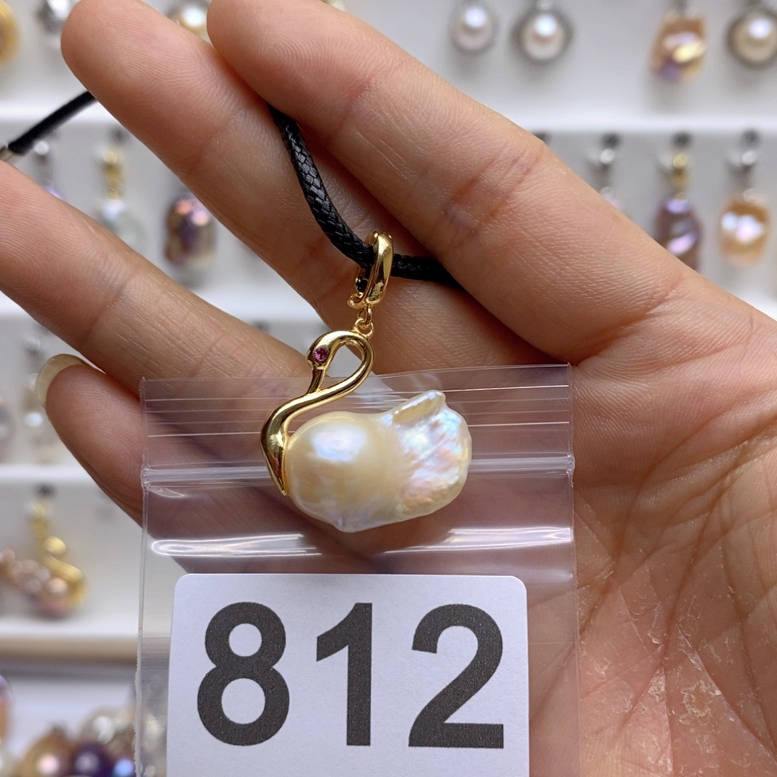 淡水珍珠颈饰银S925镶嵌812