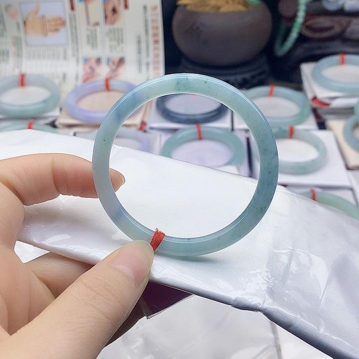 翡翠未镶嵌手镯缅甸天然翡翠A货53