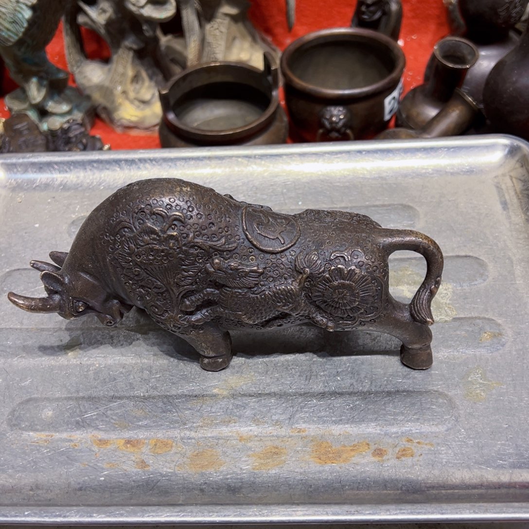 黄铜摆件。文房摆件