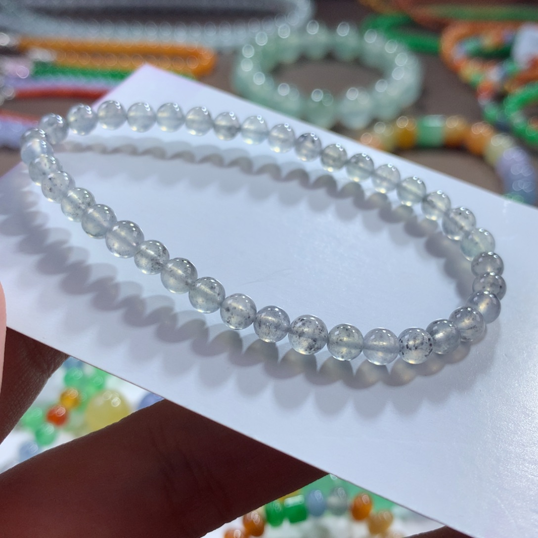 翡翠未镶嵌手链翡翠玻璃钢满天星黑芝麻糊卡5+