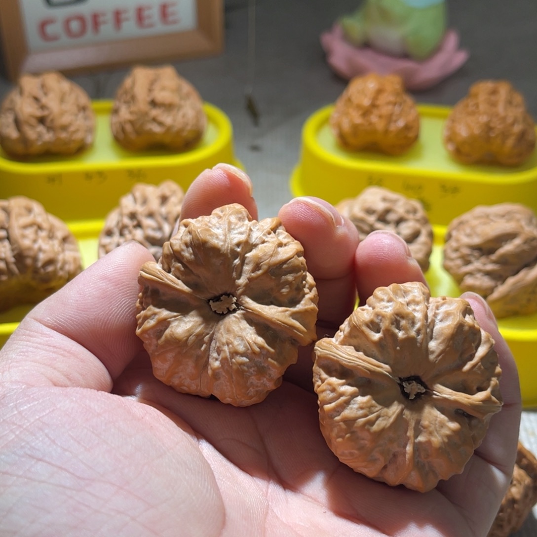 向***。吊坠文玩核桃40.5昌平蛤蟆头直播间