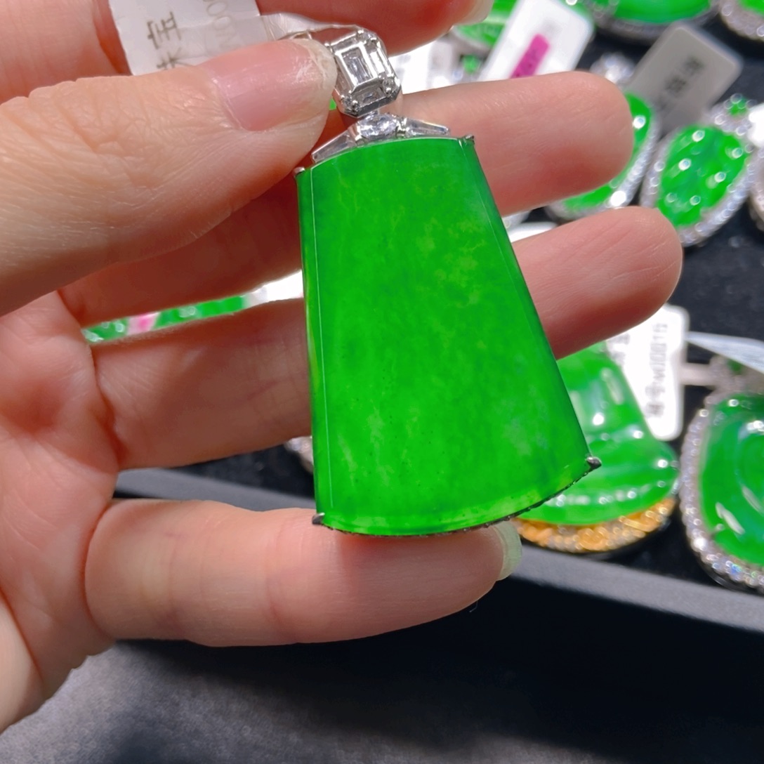 翡翠吊坠(不含链)银S925镶嵌用****0