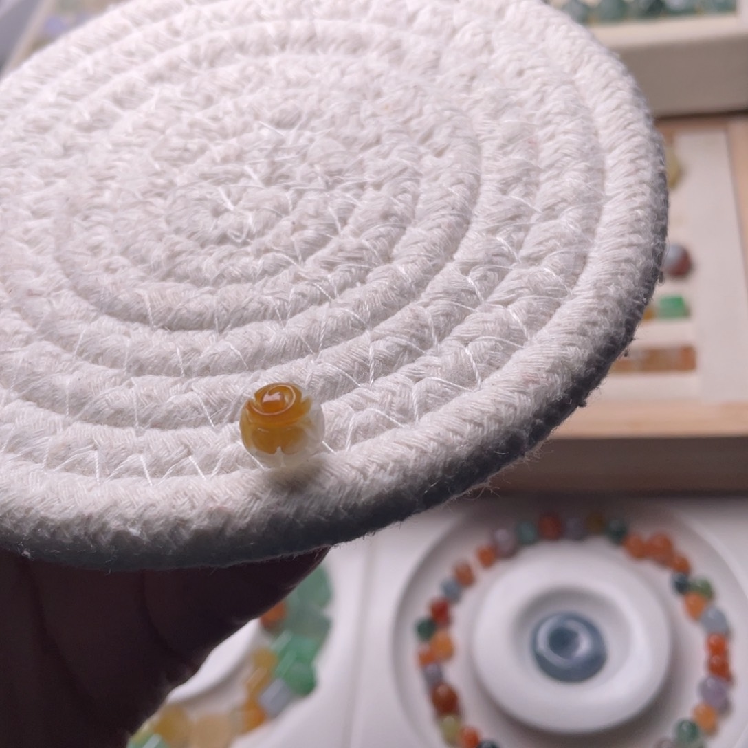 未镶嵌手链翡翠卡9黄雕刻珠